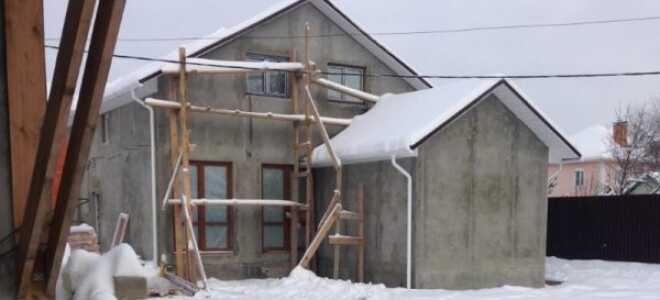 При какой температуре штукатурят стены на улице и в доме без отопления