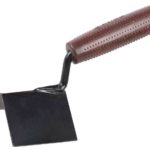 Угловой шпатель для наружных углов