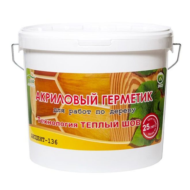 Ведра, объемом пять и десять литров.