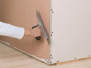 Выравнивание внешнего угла гипсокартона