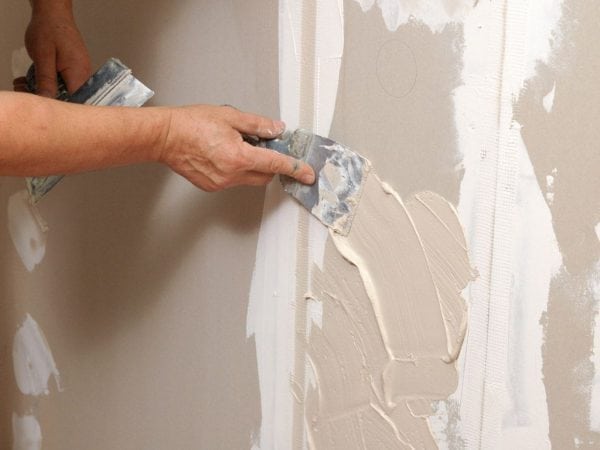 Шпатлевка Sheetrock подходит для заделки швов гипсокартонных листов