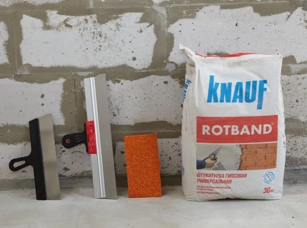 Универсальная гипсовая штукатурка Rotband
