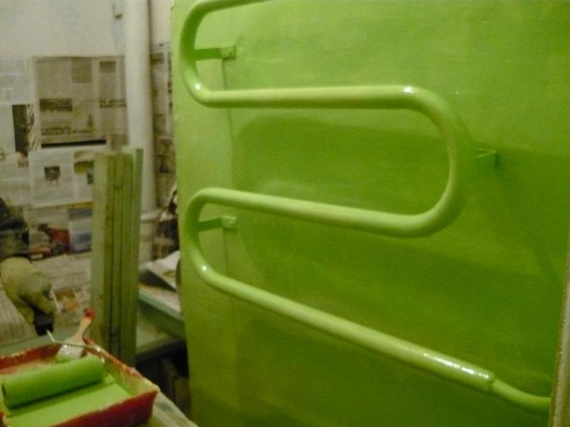 Окрашивание горячего полотенцесушителя