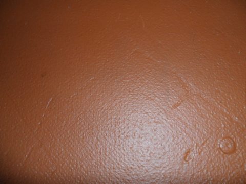Нанесение латекса превращает любую поверхность в моющуюся