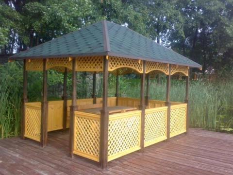 Покраска беседки из дерева Покраска беседки из дерева